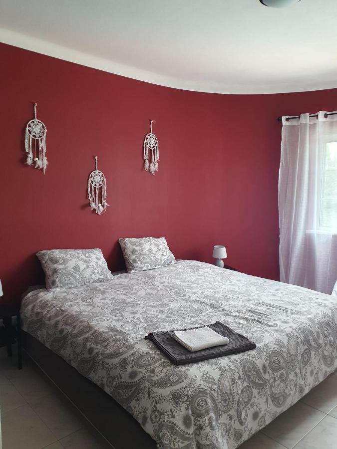Brisa'S Haven Guesthouse !Pet Friendly! Lagos Exteriör bild